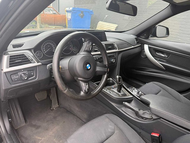 Bmw 2013 3 serie 318d m pakket personenauto - afbeelding 3 van  36