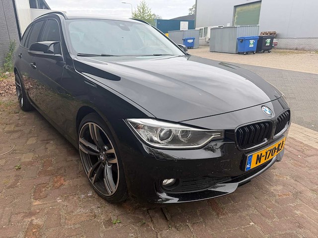 Bmw 2013 3 serie 318d m pakket personenauto - afbeelding 26 van  36