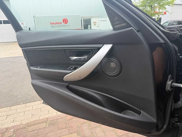Bmw 2013 3 serie 318d m pakket personenauto - afbeelding 14 van  36