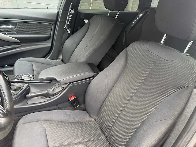 Bmw 2013 3 serie 318d m pakket personenauto - afbeelding 27 van  36