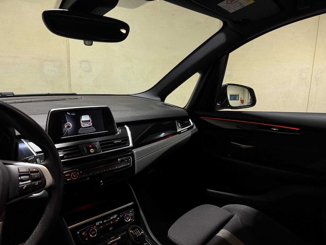 Bmw 218i centennial executive 136pk 2016 2-serie active tourer (origineel-nl), jr-873-g - afbeelding 9 van  37