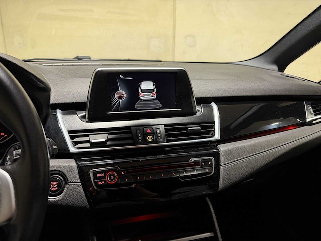 Bmw 218i centennial executive 136pk 2016 2-serie active tourer (origineel-nl), jr-873-g - afbeelding 18 van  37