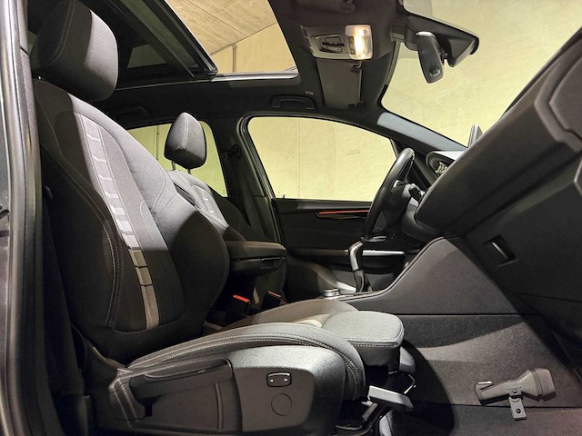 Bmw 218i centennial executive 136pk 2016 2-serie active tourer (origineel-nl), jr-873-g - afbeelding 29 van  37