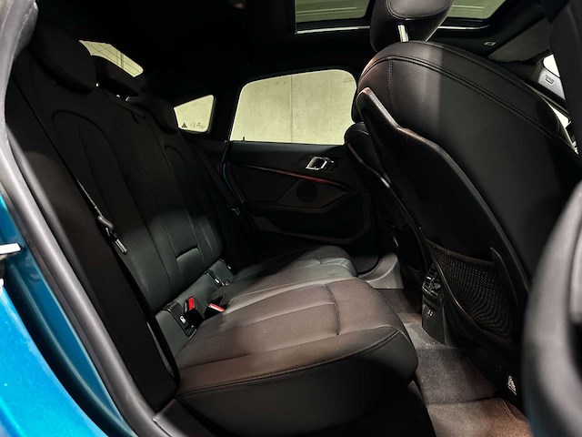 Bmw 218i gran coupé high executive 2-serie (origineel-nl+1e eigenaar), k-739-xs - afbeelding 33 van  44