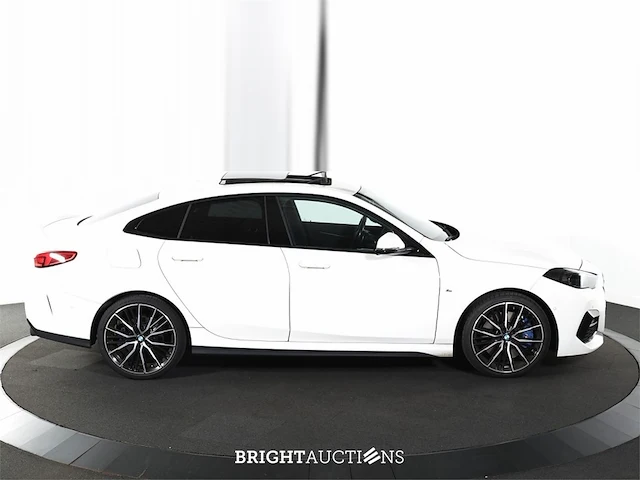 Bmw 220i grand coupe exe-edition 178pk 2022 (origineel-nl) 2-serie, n-931-xz - afbeelding 31 van  35