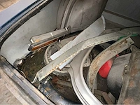 Bmw 2500 personenauto - afbeelding 15 van  31