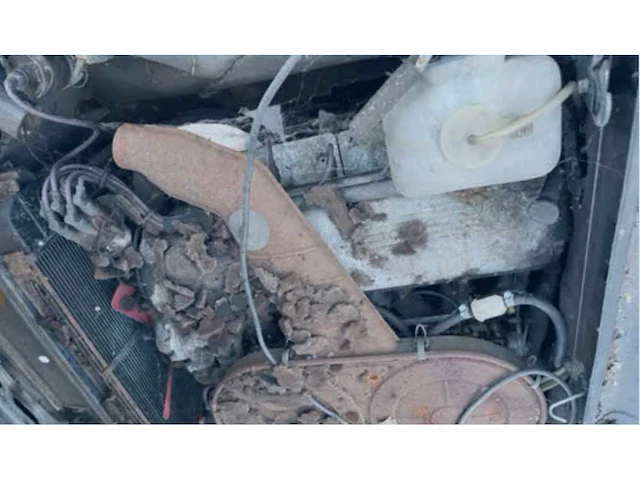 Bmw 2500 personenauto - afbeelding 17 van  31