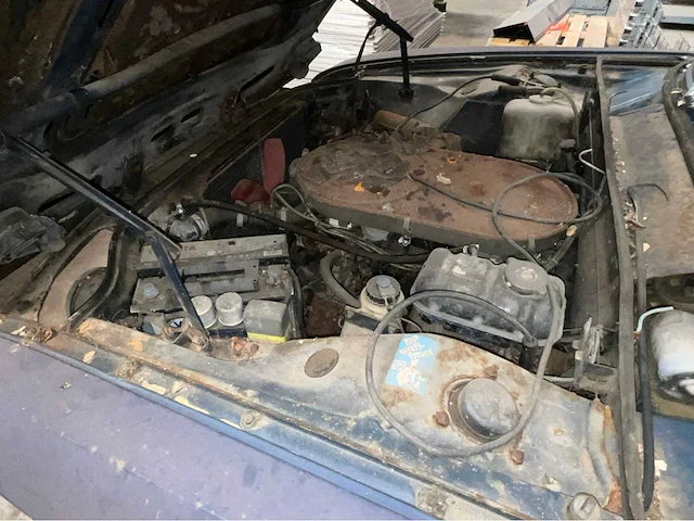Bmw 2500 personenauto - afbeelding 18 van  31