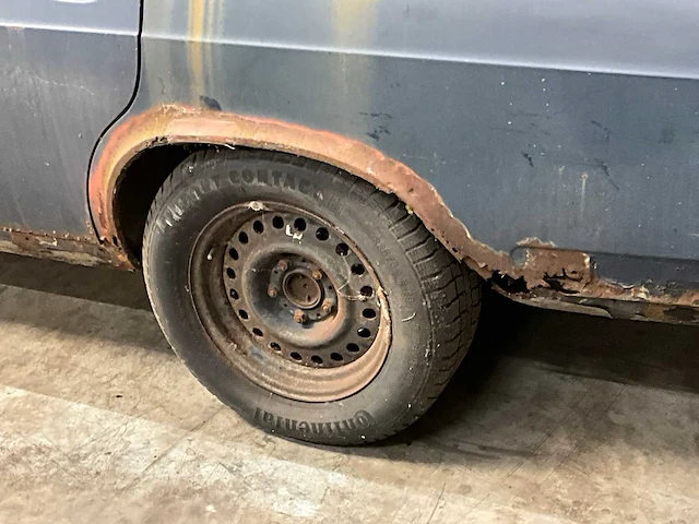 Bmw 2500 personenauto - afbeelding 23 van  31