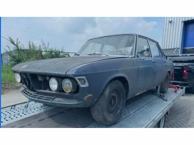 Bmw 2500 personenauto - afbeelding 28 van  31