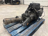Bmw 3 cilinder 750cc benzinemotor - afbeelding 6 van  12