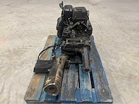 Bmw 3 cilinder 750cc benzinemotor - afbeelding 7 van  12