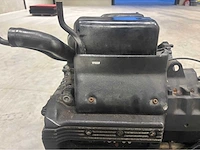 Bmw 3 cilinder 750cc benzinemotor - afbeelding 11 van  12