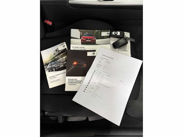 Bmw 3-serie 316i high executive, 9-thn-46 - afbeelding 18 van  28