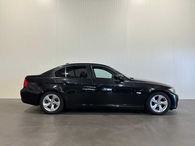 Bmw 3-serie 320d eff.dyn. ed 69-ttv-8 - afbeelding 19 van  22