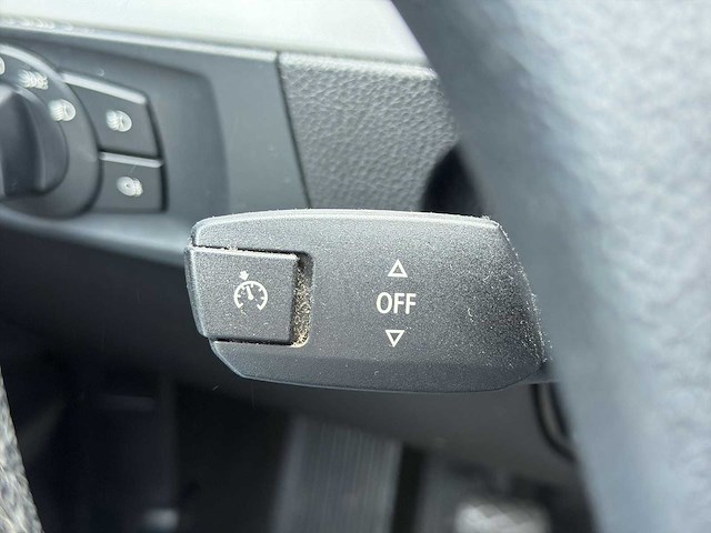 Bmw 3-serie 320i business line 2006 | 25-tn-jn - afbeelding 8 van  14