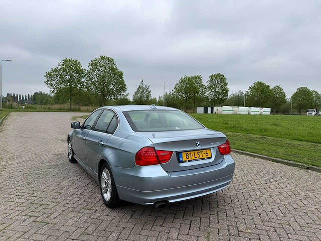 Bmw 3-serie 320i business line ; 81-lst-6 - afbeelding 13 van  19