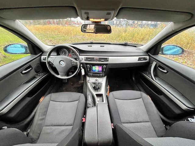Bmw 3-serie 320i dynamic exec., 46-rs-fl - afbeelding 26 van  28