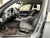 Bmw 3-serie 320i dynamic exec., 46-rs-fl - afbeelding 27 van  28