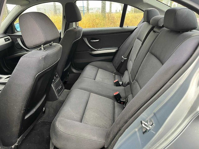 Bmw 3-serie 320i dynamic exec., 46-rs-fl - afbeelding 28 van  28
