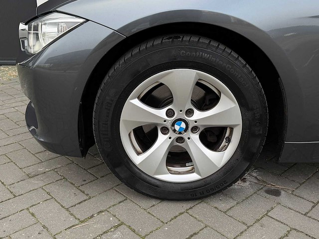 Bmw 3-serie 320i ede high exec 2013 | 1-kjf-64 iaw - afbeelding 17 van  27