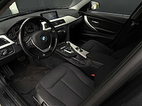 Bmw 3-serie 320i ede high exec 2013 | 1-kjf-64 iaw - afbeelding 8 van  27