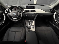 Bmw 3-serie 320i ede high exec 2013 | 1-kjf-64 iaw - afbeelding 10 van  27