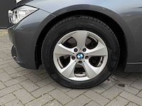 Bmw 3-serie 320i ede high exec 2013 | 1-kjf-64 iaw - afbeelding 17 van  27