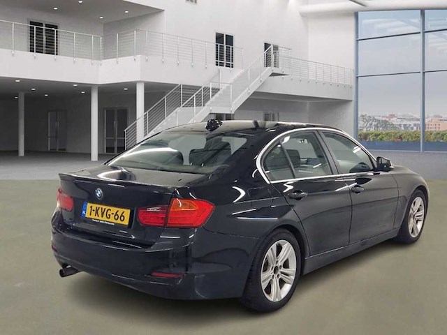 Bmw 3-serie 320i efficientdynamics edition executive; 1-kvg-66 - afbeelding 10 van  17