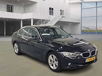 Bmw 3-serie 320i efficientdynamics edition executive; 1-kvg-66 - afbeelding 11 van  17