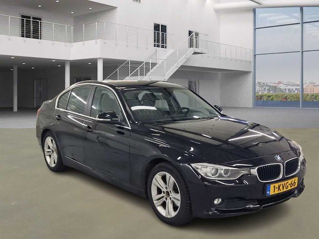 Bmw 3-serie 320i efficientdynamics edition executive; 1-kvg-66 - afbeelding 8 van  14