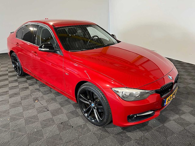 Bmw 3-serie 320i executive, 68-xfg-7 - afbeelding 22 van  24