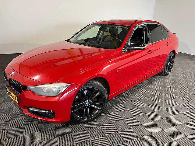 Bmw 3-serie 320i executive, 68-xfg-7 - afbeelding 1 van  24