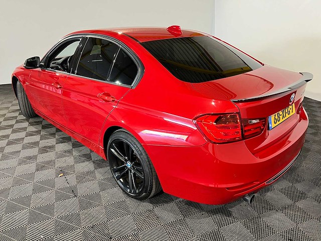 Bmw 3-serie 320i executive, 68-xfg-7 - afbeelding 3 van  24