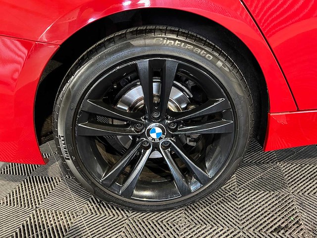 Bmw 3-serie 320i executive, 68-xfg-7 - afbeelding 21 van  24