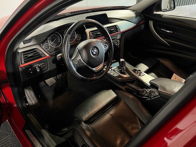 Bmw 3-serie 320i executive, 68-xfg-7 - afbeelding 24 van  24