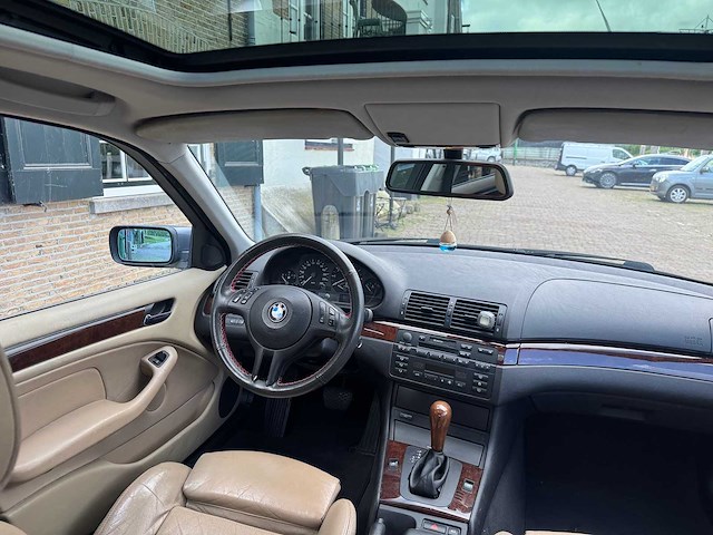 Bmw 3-serie 320i executive hs-069-z - afbeelding 9 van  23