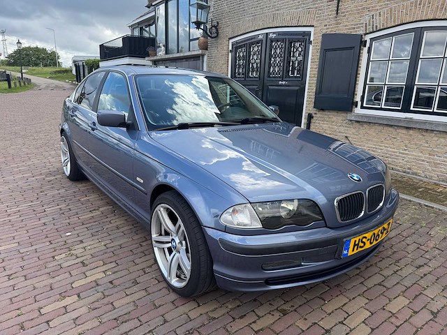 Bmw 3-serie 320i executive hs-069-z - afbeelding 1 van  23