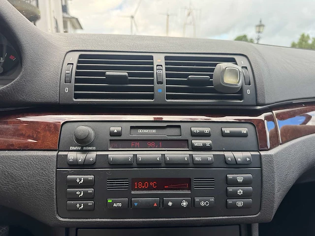 Bmw 3-serie 320i executive, hs-069-z - afbeelding 14 van  23