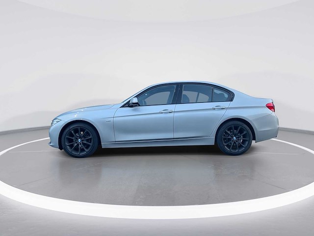 Bmw 3-serie 320i executive sport | pt-892-s - afbeelding 17 van  26