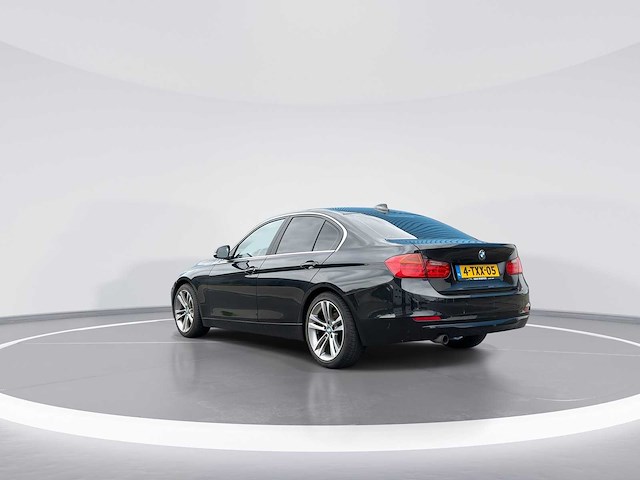Bmw 3-serie 320i high executive | 4-txx-05 i - afbeelding 13 van  24