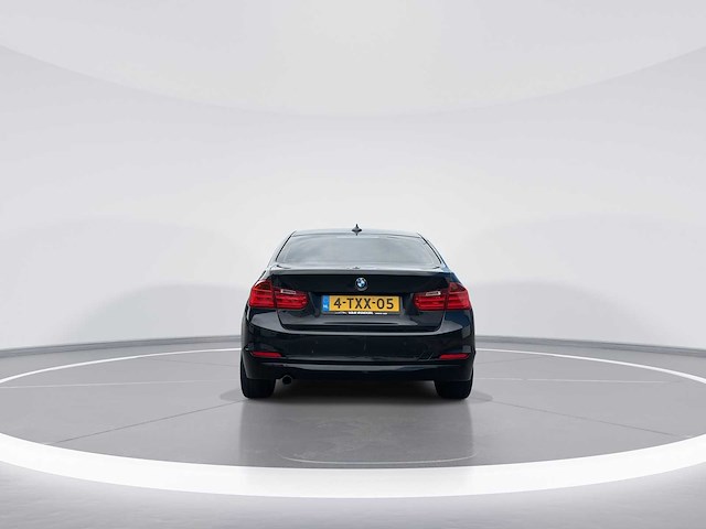 Bmw 3-serie 320i high executive | 4-txx-05 i - afbeelding 16 van  24