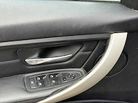 Bmw 3-serie 320i high executive | 4-txx-05 i - afbeelding 22 van  24