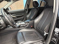Bmw 3-serie 320i high executive | 4-txx-05 i - afbeelding 4 van  24