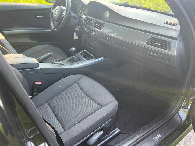 Bmw 3-serie 320i high executive, 5-zkx-78 - afbeelding 11 van  17