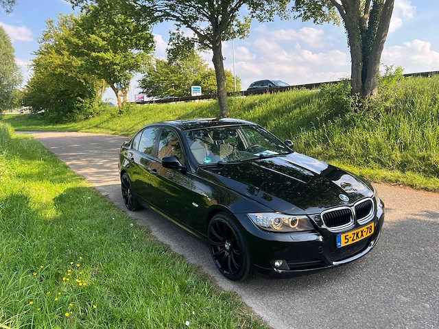 Bmw 3-serie 320i high executive, 5-zkx-78 - afbeelding 17 van  17