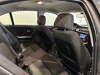 Bmw 3-serie 320i high executive 71-xg-pf - afbeelding 4 van  20