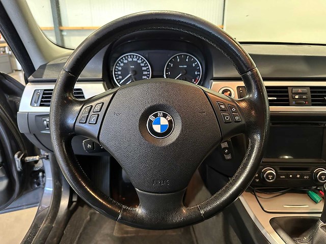 Bmw 3-serie 320i high executive 71-xg-pf - afbeelding 5 van  20