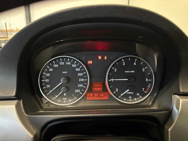 Bmw 3-serie 320i high executive 71-xg-pf - afbeelding 7 van  20