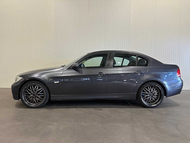 Bmw 3-serie 320i high executive 71-xg-pf - afbeelding 12 van  20
